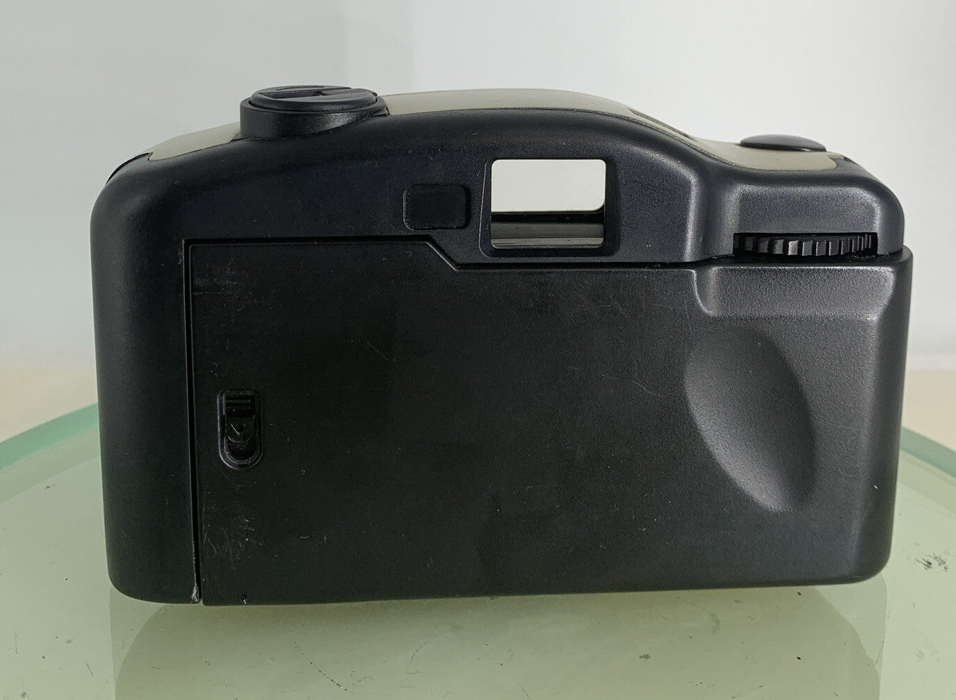 GOLDLINE BIG FINDER 35mm POINT AND SHOOT FILM CAMERA NOBATTERY - TESTED - 8105