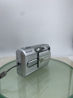 Fujifilm Finepix A340 DIGITAL CAMERA SILVER NO CHARGER NO CARD TESTED - 5871