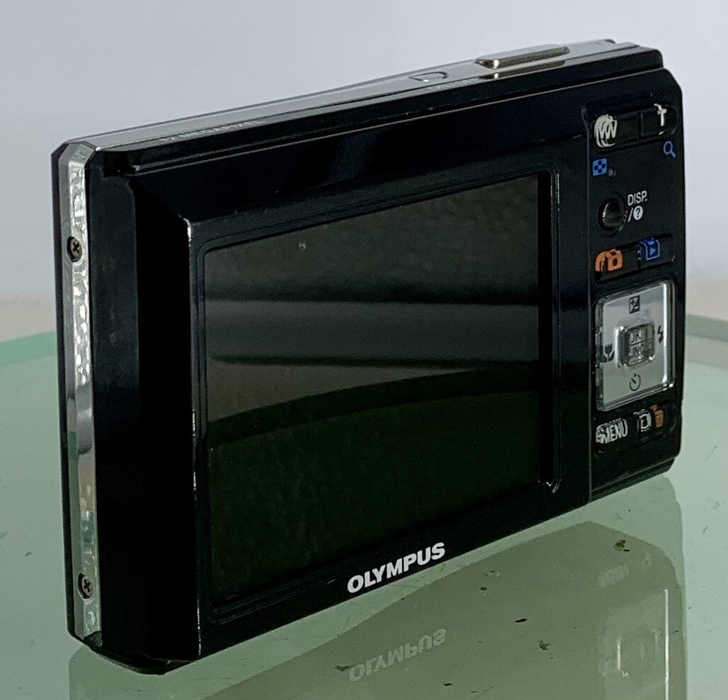 Olympus X-42 Digital Camera 5x Zoom 12MP+Instructions+Box+Case+Cables+Tested-3545