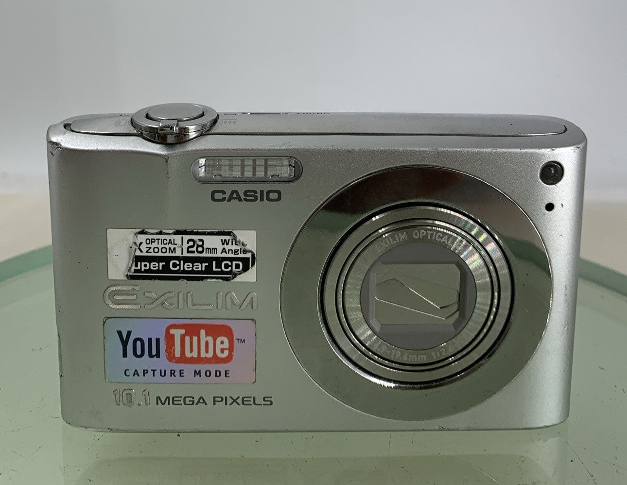 CASIO EXILM EX-Z100 CAMERA MINOR DOTS ON SCREEN SILVER WITH COVER TESTED - 7311