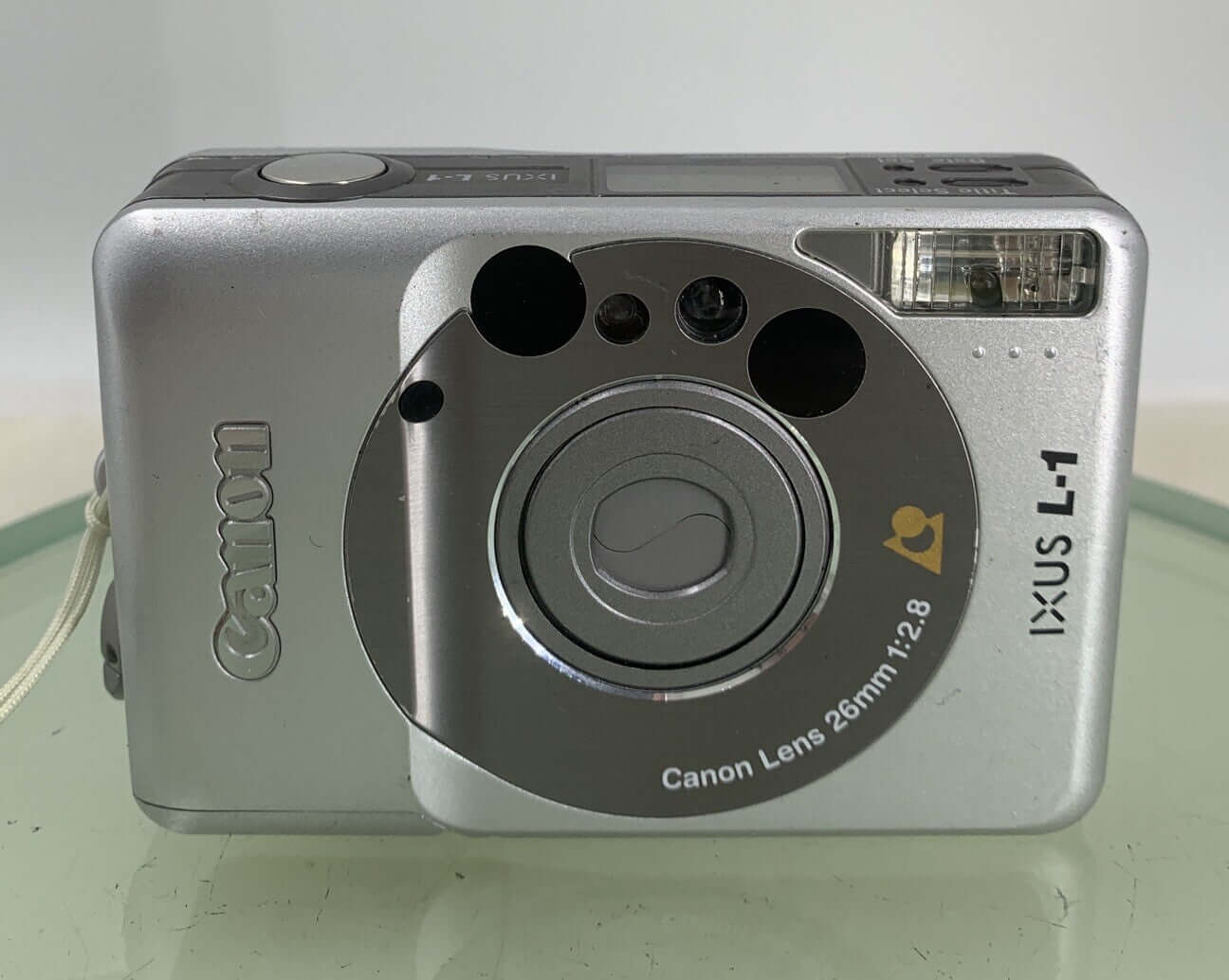 Canon IXUS L1 APS compact film camera in Silver With NO CHARGER - TESTED - 5031