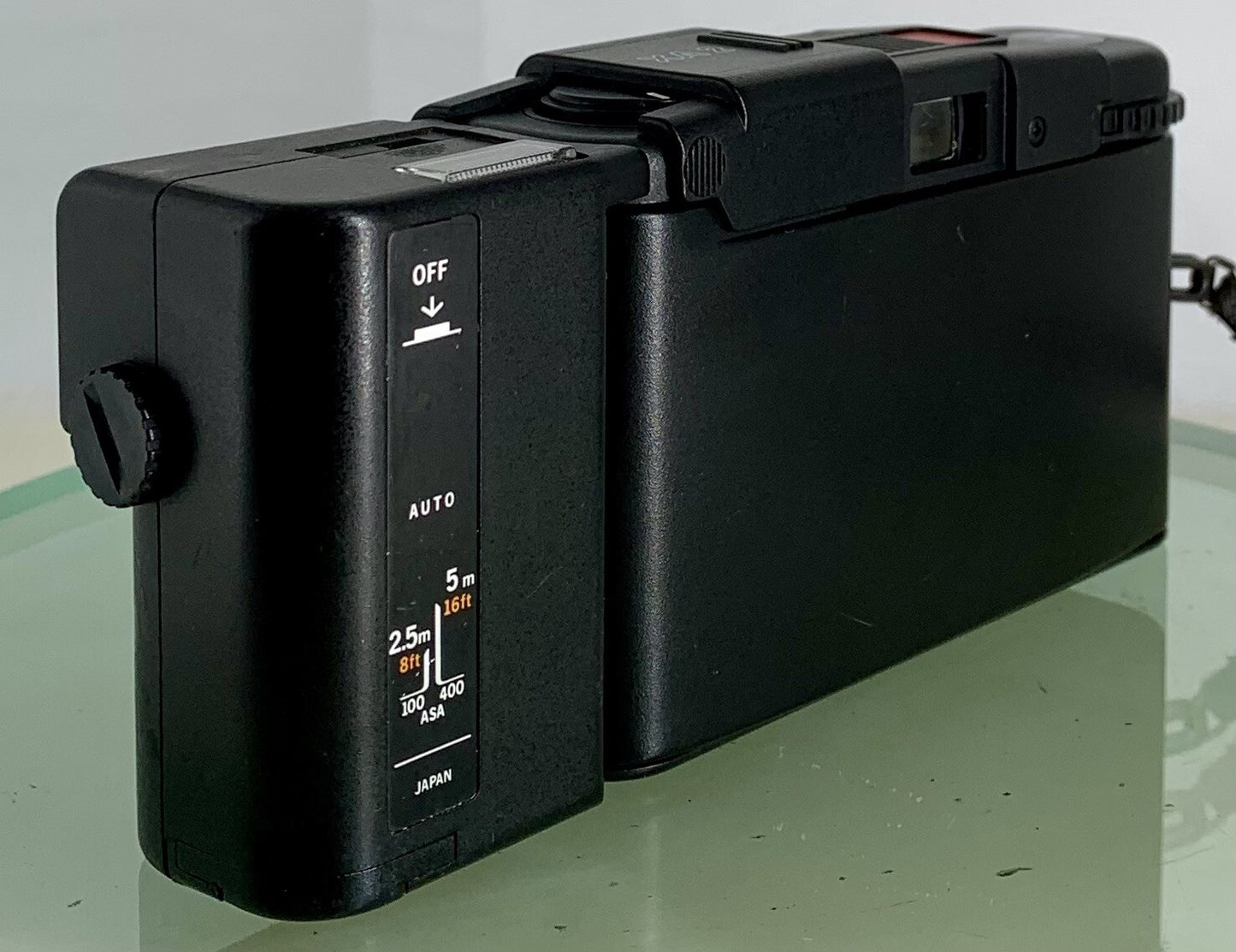 OLYMPUS XA2 Electronic Flash A11 D.ZUIKO 35mm f3.5 TESTED  POINT & SHOOT CAMERA5