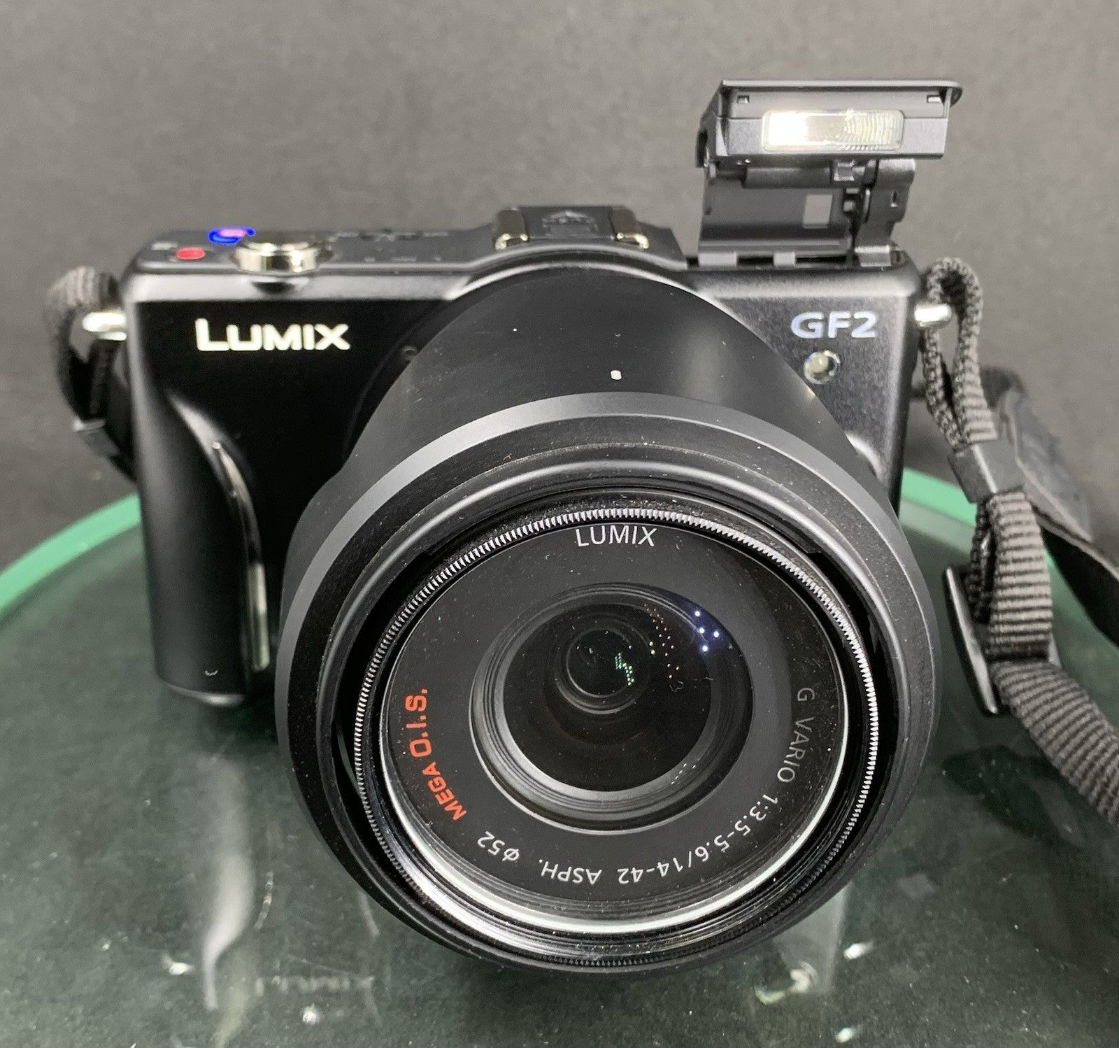 Panasonic LUMIX DMC-GF2 12.1 MP Digital Camera+G Vario 3.5-5.6/14-42 52mm Lens9