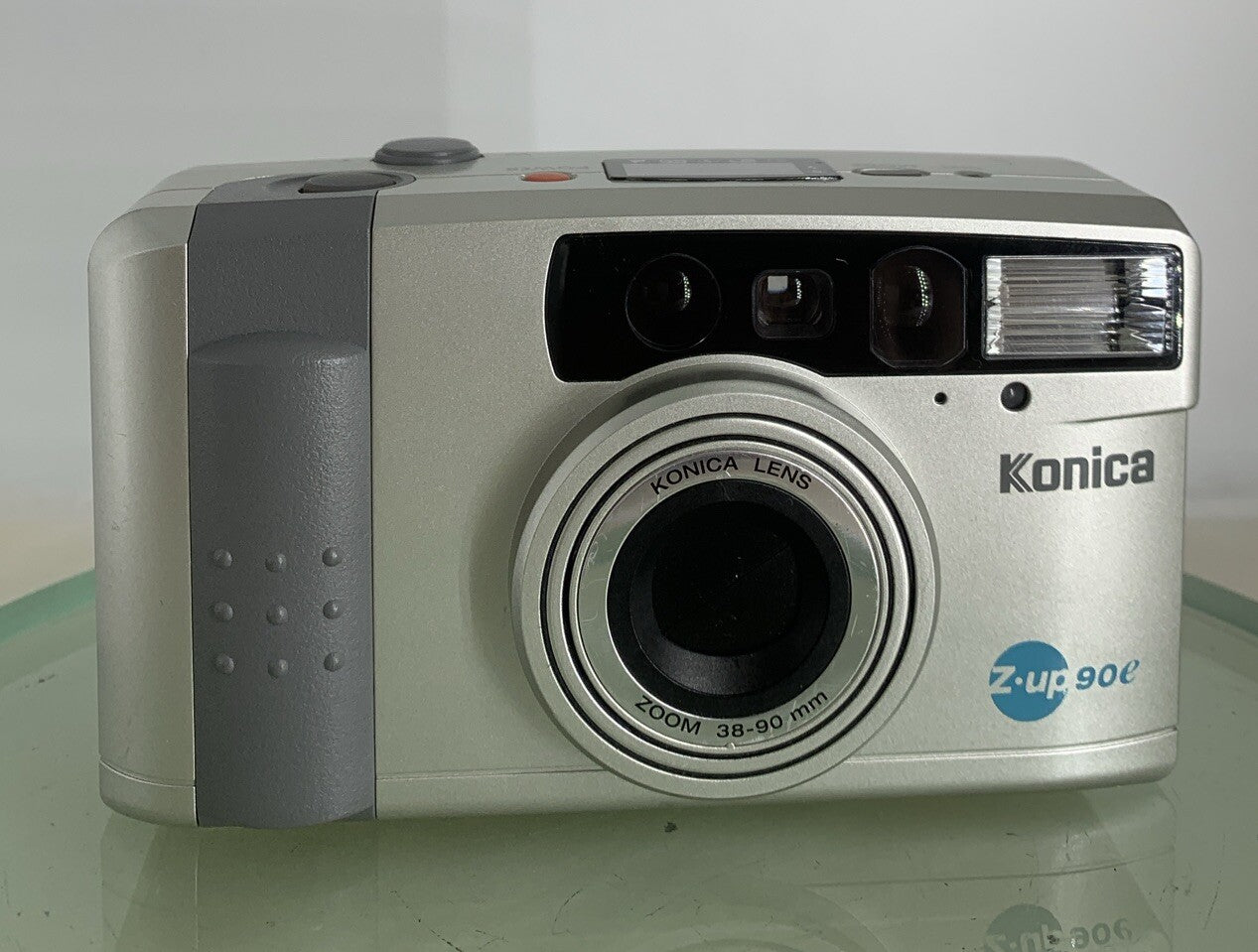 Konica Z UP 90e COMPACT VINTAGE POINT AND SHOOT FILM CAMERA SILVER TESTED - 6611