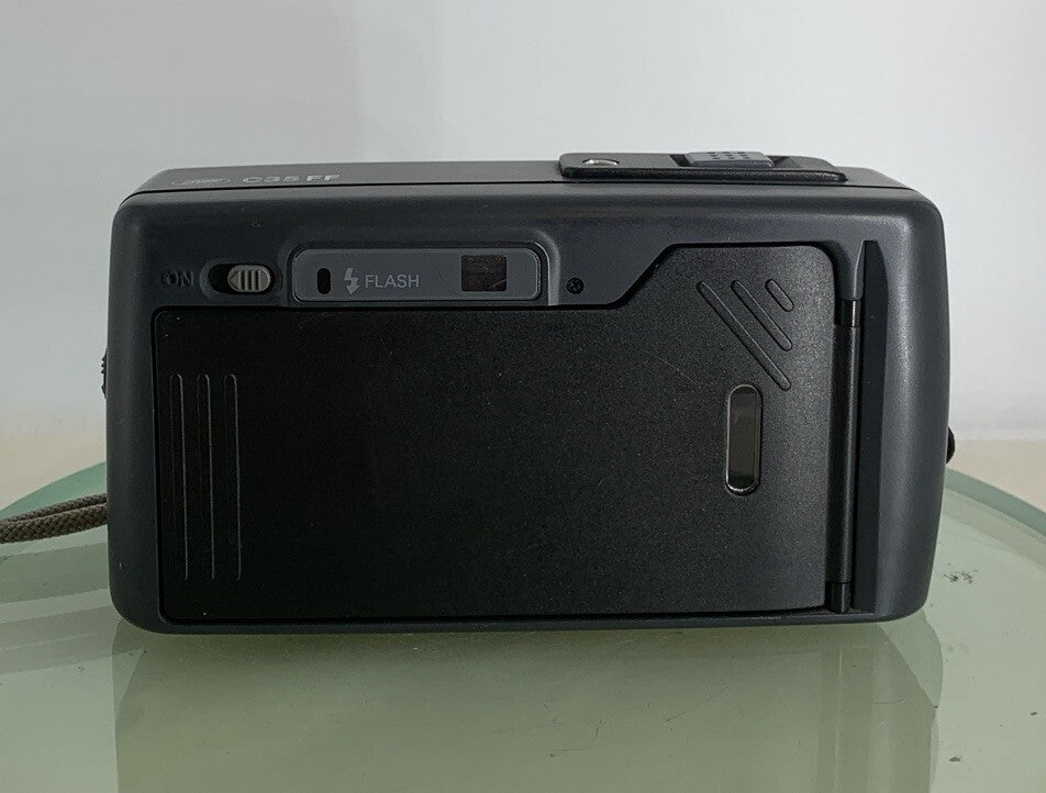 Boots 35mm Camera Focus C35FF Flash Auto Focus Vintage BLACK TESTED - 8025