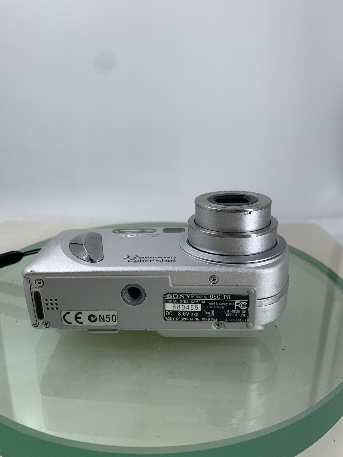Sony Digital Camera Cybershot DSC-P8 3.2MP SILVER +CHARGER +WIRE TESTED - 6847