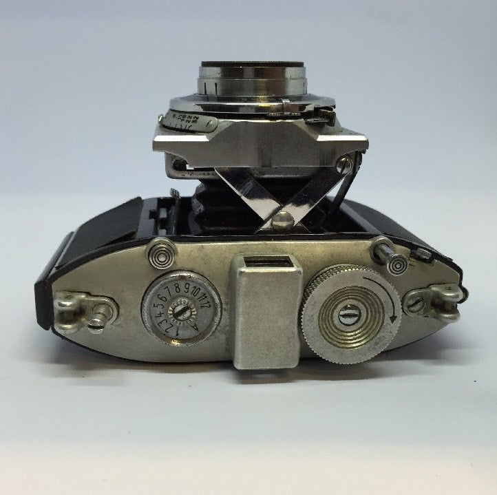 Agfa Karat 4.5 Camera, with Oppar 50mm, f/4.5 Lens Near Mint condition +Case 4