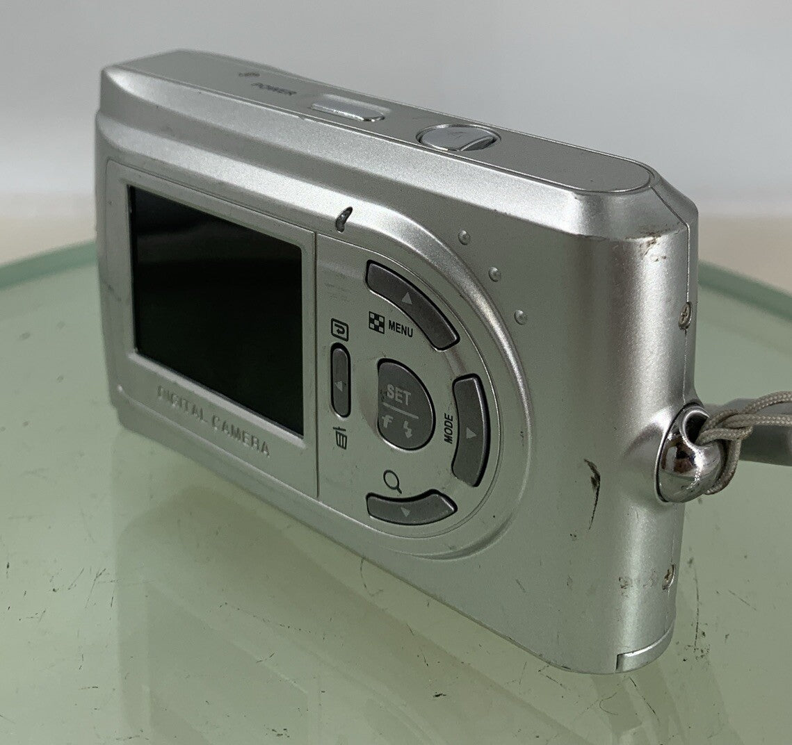 Premier DS-3081S 3.0MP DIGITAL CAMERA SILVER NO CARD NO CHARGER TESTED - 2406