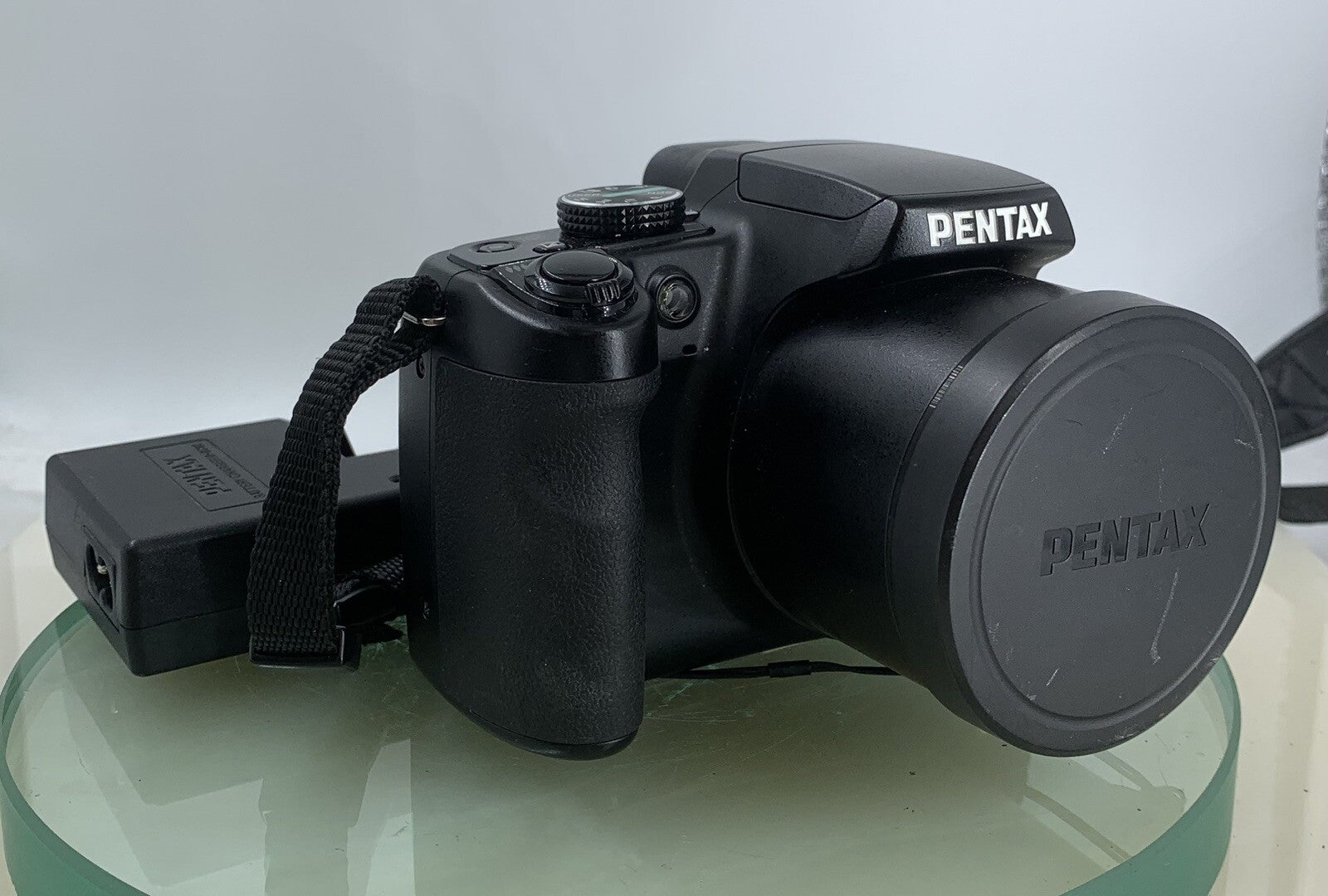 Pentax X70 SR DIGITAL CAMERA BLACK 24X OPTICAL ZOOM + CHARGER TESTED - 8230