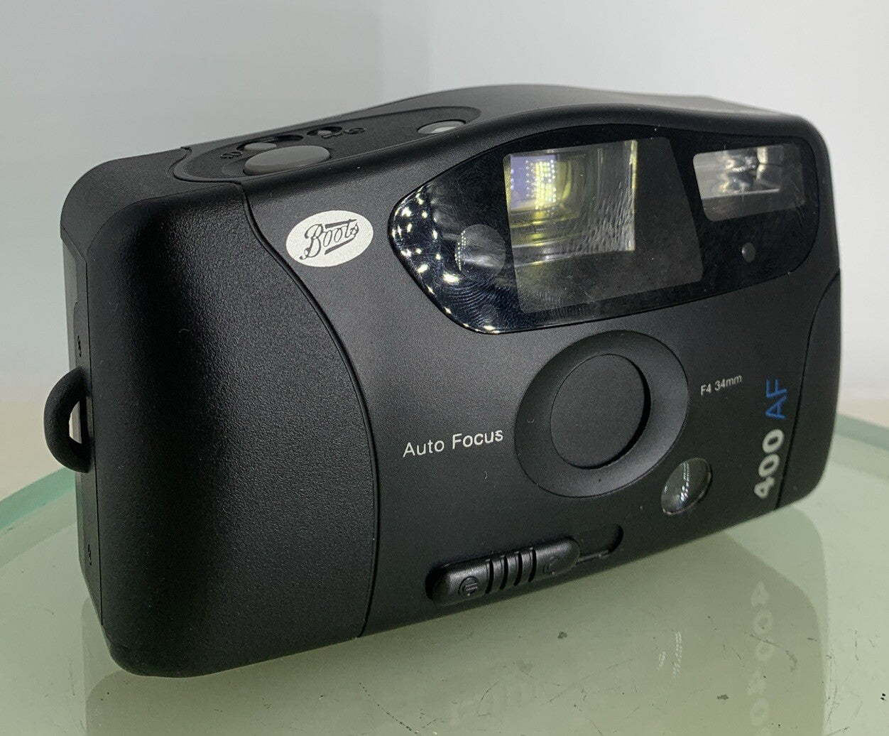 Boots 400AF BLACK POINT AND SHOOT FILM CAMERA AUTOFOCUS NOBATTERY TESTED - 8060