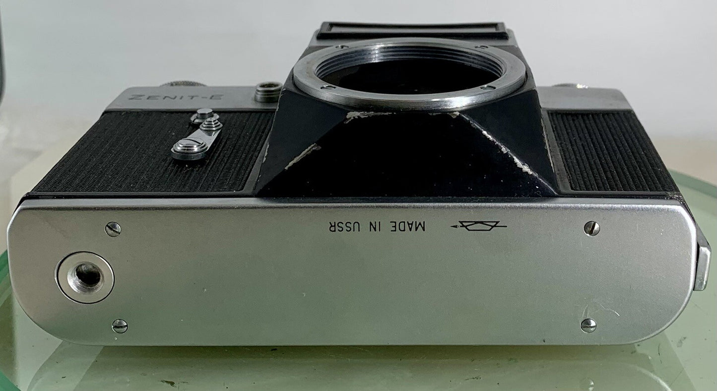 Zenit E 35mm SLR Film Camera Body Only + Tested - 3278