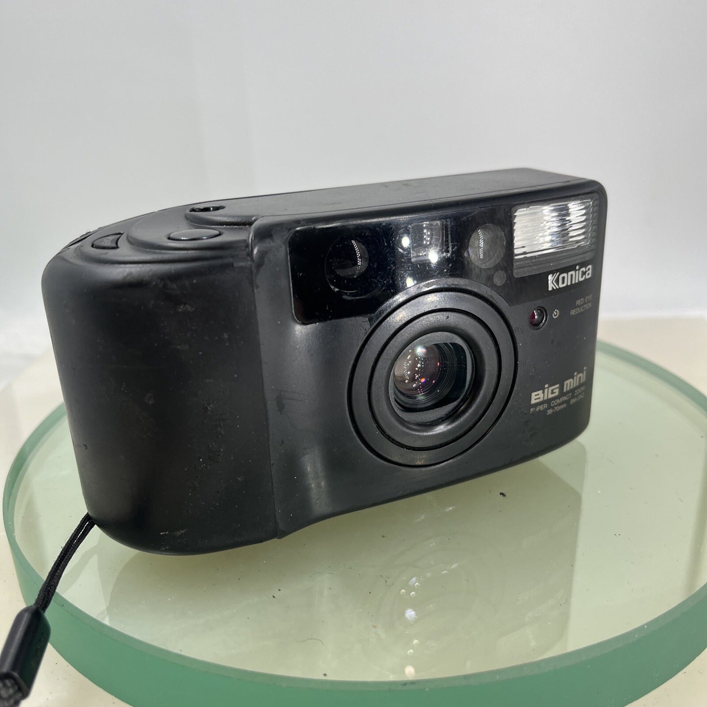 Konica Big Mini BM-311Z 35mm Film Point and Shoot Camera TURN ON BUT NOT WORK4121