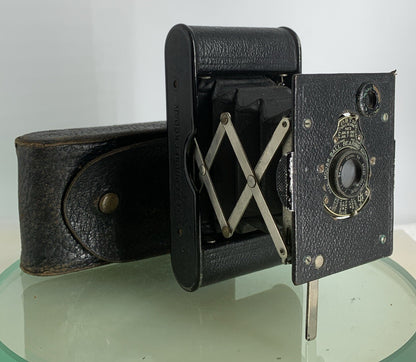 Vintage Eastman Kodak No A-127 FILM Vest Pocket Folding Camera TESTED  With Case0