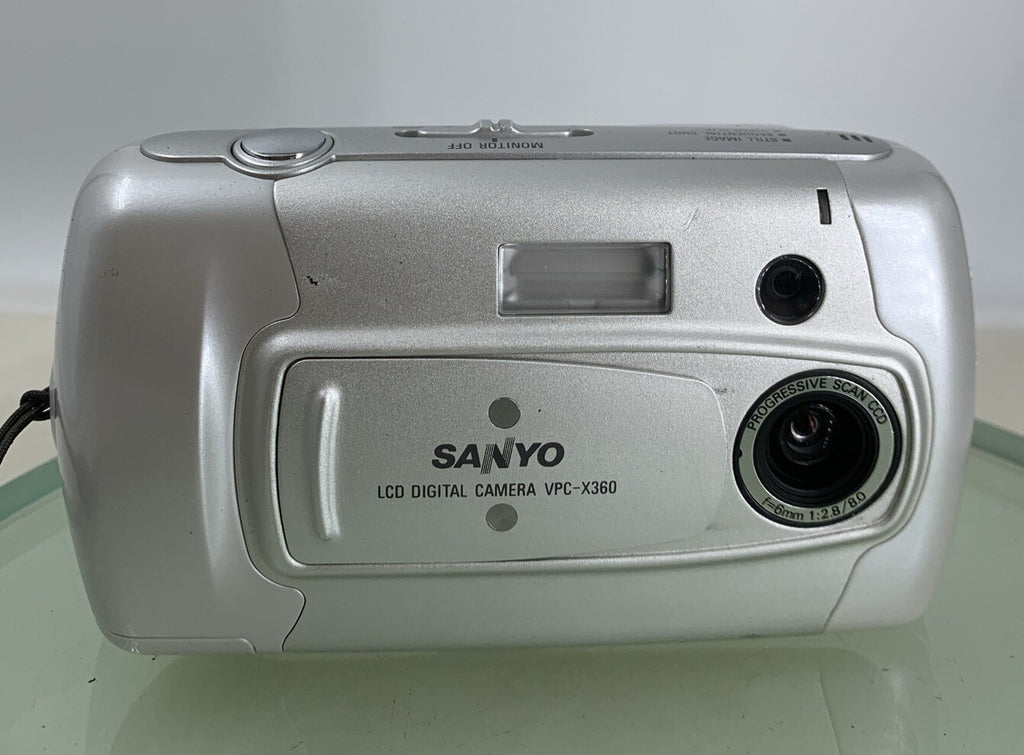 Sanyo VPC-X360 Digital Camera 1.3Mpx Japan +BOX+WIRE+CHARGER+ WIRES TESTED - 4431