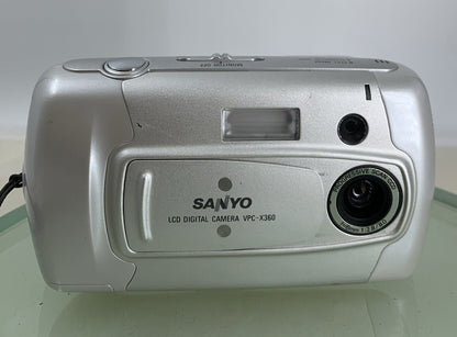 Sanyo VPC-X360 Digital Camera 1.3Mpx Japan +BOX+WIRE+CHARGER+ WIRES TESTED - 4431