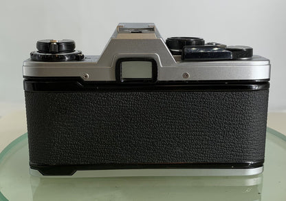 Olympus OM10 35mm Film SLR Manual Camera +Olympus 50/1.8 MC Zuiko Lens TESTED2984