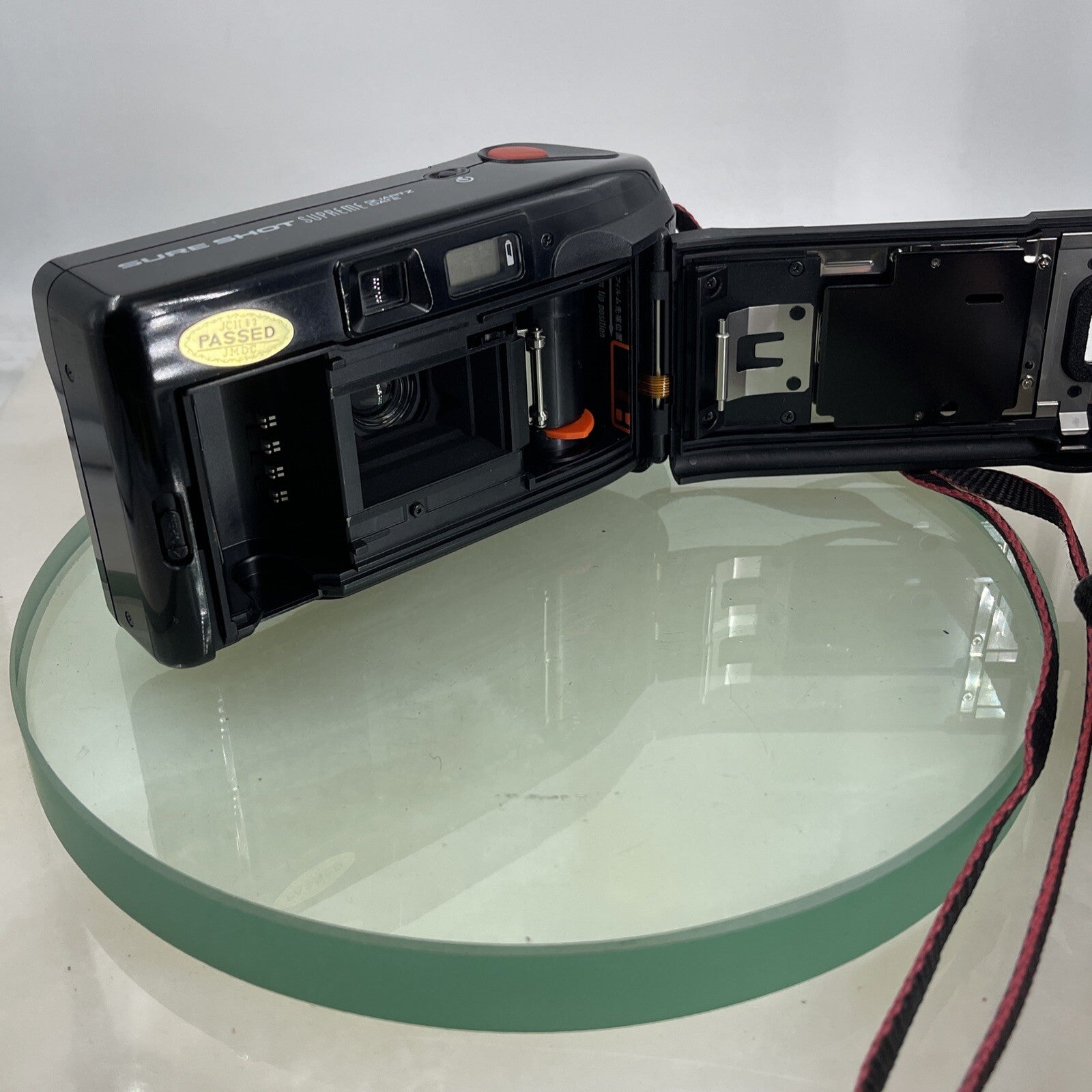 Canon Sure Shot Supreme Quartz Date 35mm Point & Shoot Camera Exc Working N MINT7