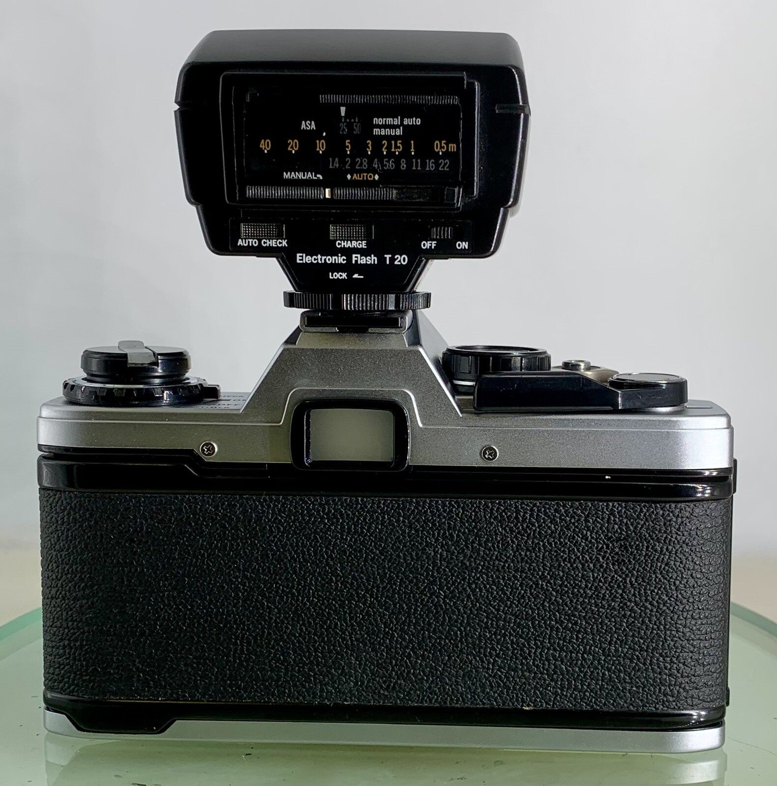 *SERVICED*Olympus OM10 35mm Film SLR Manual Camera+ OM 135 F3.5 Zuiko Lens+FLASH4