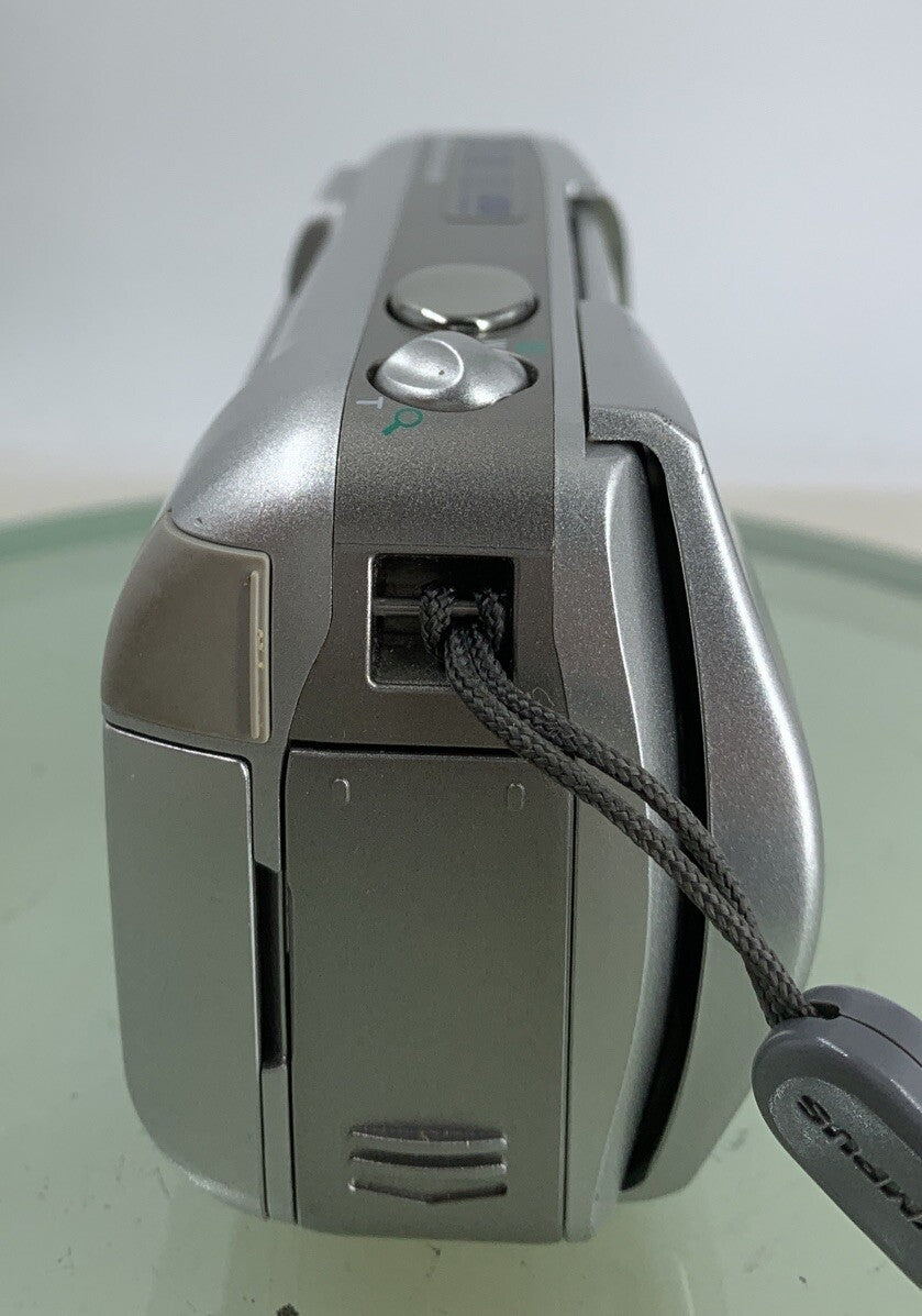 Vintage Olympus CAMEDIA 350 Zoom 3.2MP Digital Camera WITH BAG TESTED - 2087