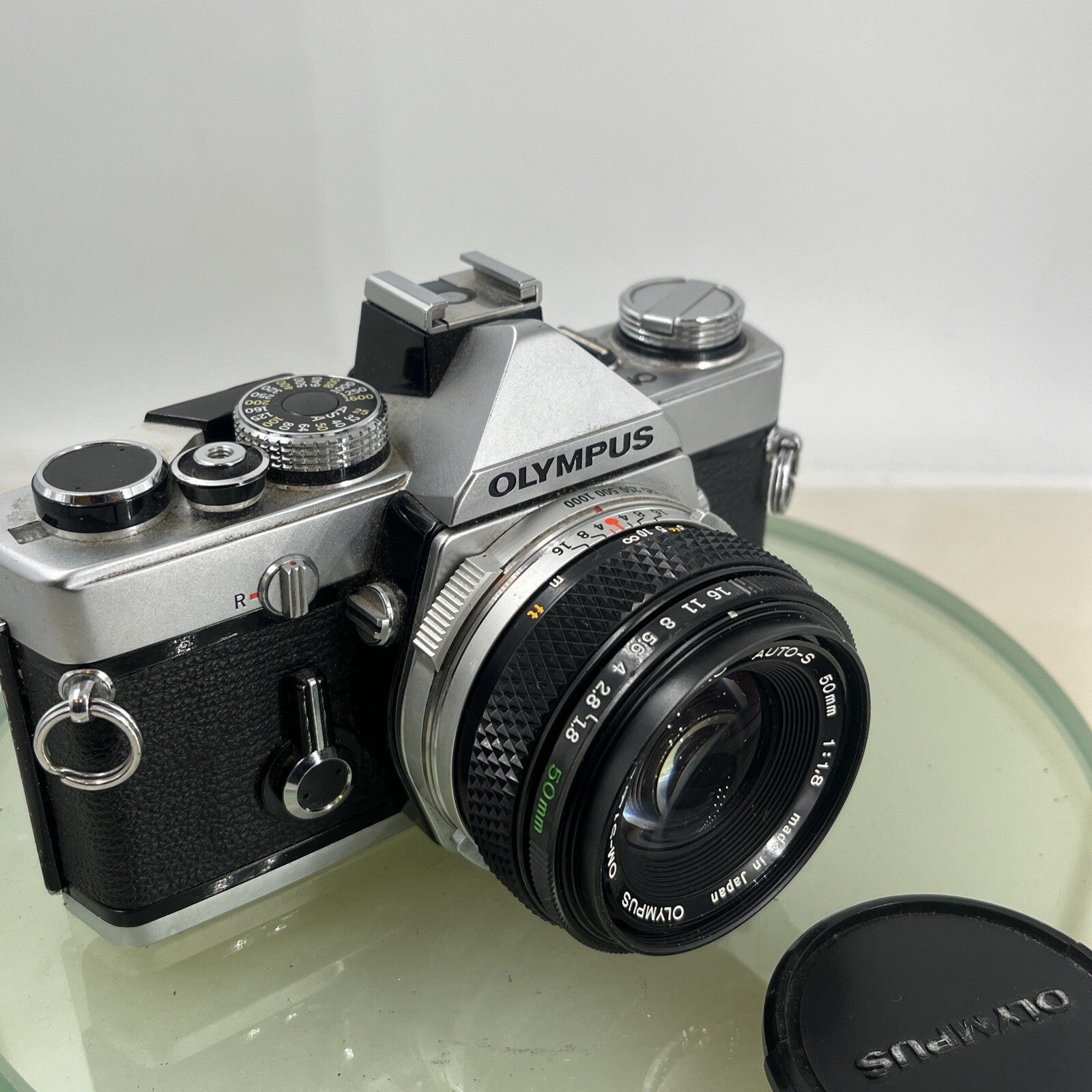 Olympus OM-1 MD 35mm SLR Film Camera &  Olympus ZUIKO  50mm f1.8 Lens- TESTED8882