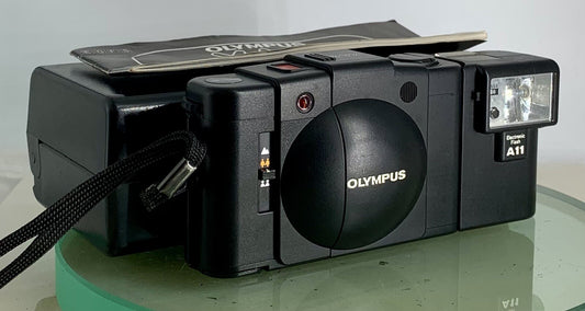 OLYMPUS XA2 Electronic Flash A11 D.ZUIKO 35mm f3.5 Point & Shoot+ Case   #3330
