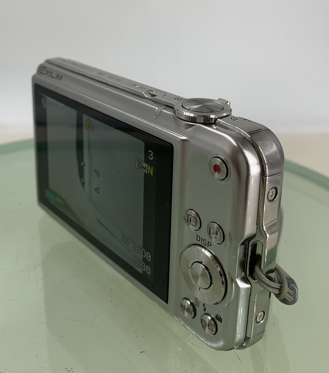 Casio Exilim EX-S10 DIGITAL CAMERA SILVER WITH CHARGER NO CARD TESTED - 516