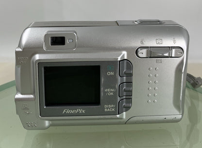 Vintage Fujifilm FinePix Digital Camera A330 3.2MP DOTS ON SCREEN TESTED - 1605