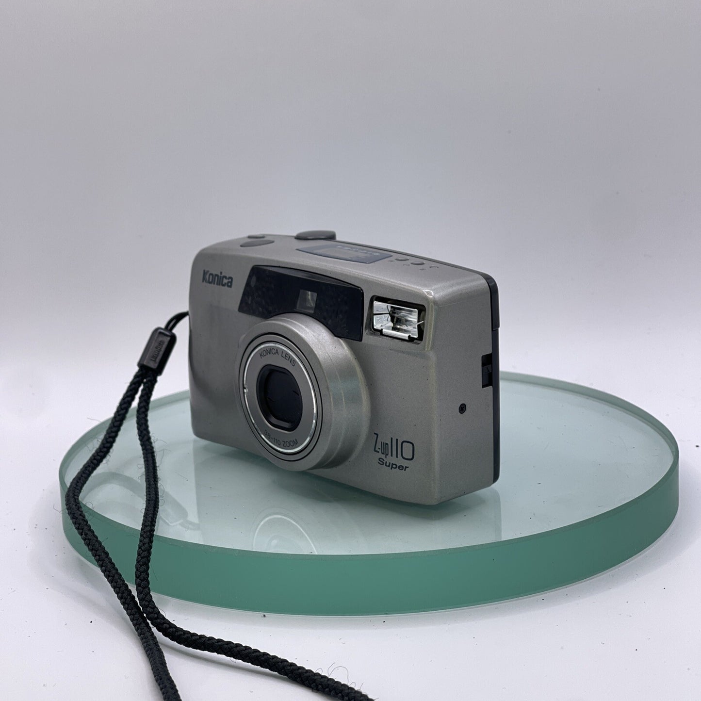 Vintage Konica Z-UP 110 Super Point and Shoot 35mm Film Camera Working # 8022