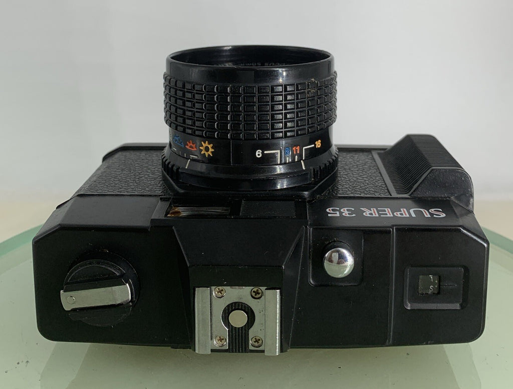 SUPER 35 POINT AND SHOOT FILM CAMERA BLACK VINTAGE GOOD CONDITION TESTED - 7307