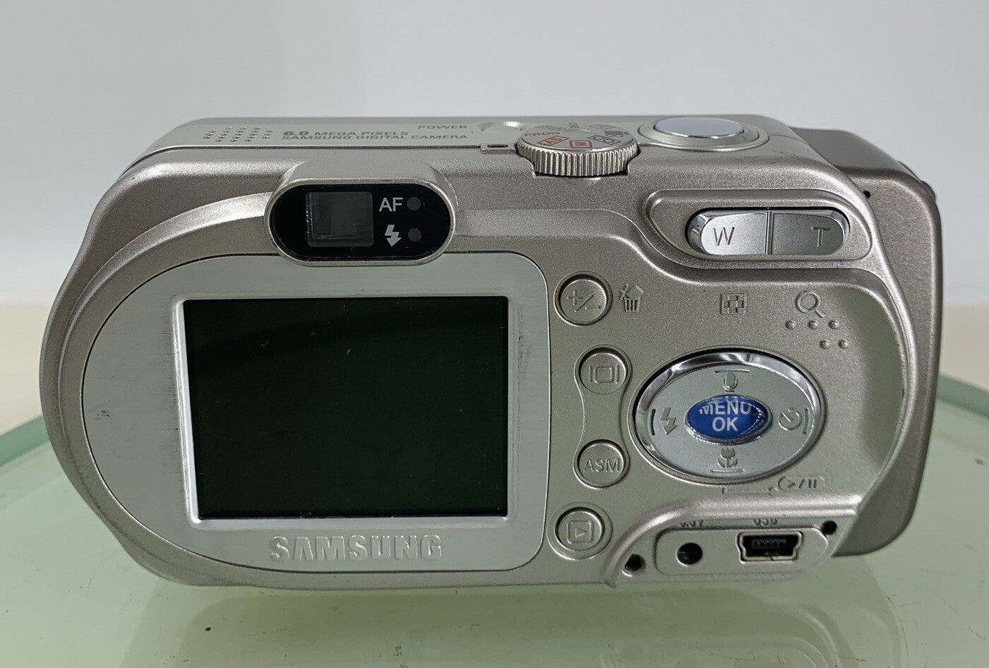 Samsung COMPACT DIGITAL CAMERA Digimax A6 6.0MP Silver NO CARD Tested - 3175