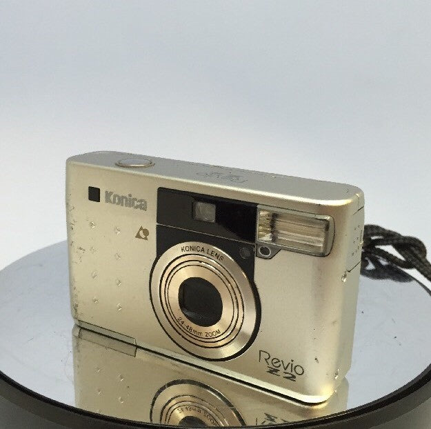 Konica Revio Z2 - Compact Film Camera. Used . Good condition. 24-48mm #1112