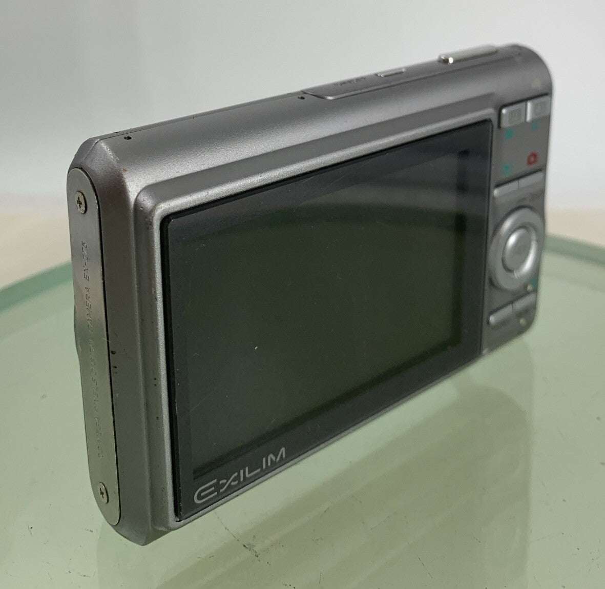 Casio Digital Camera Exilim EX-Z75 7.2MP SILVER + CHARGER+2GB CARD TESTED - 8284