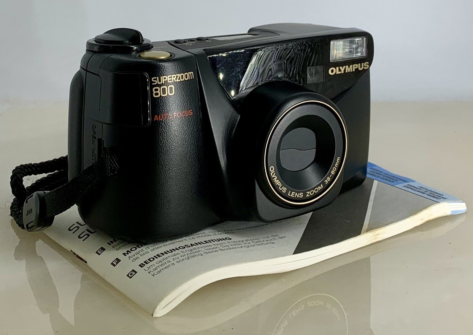 Vintage Black Olympus Superzoom 800 35mm Film Point & Shoot Film Camera #3540