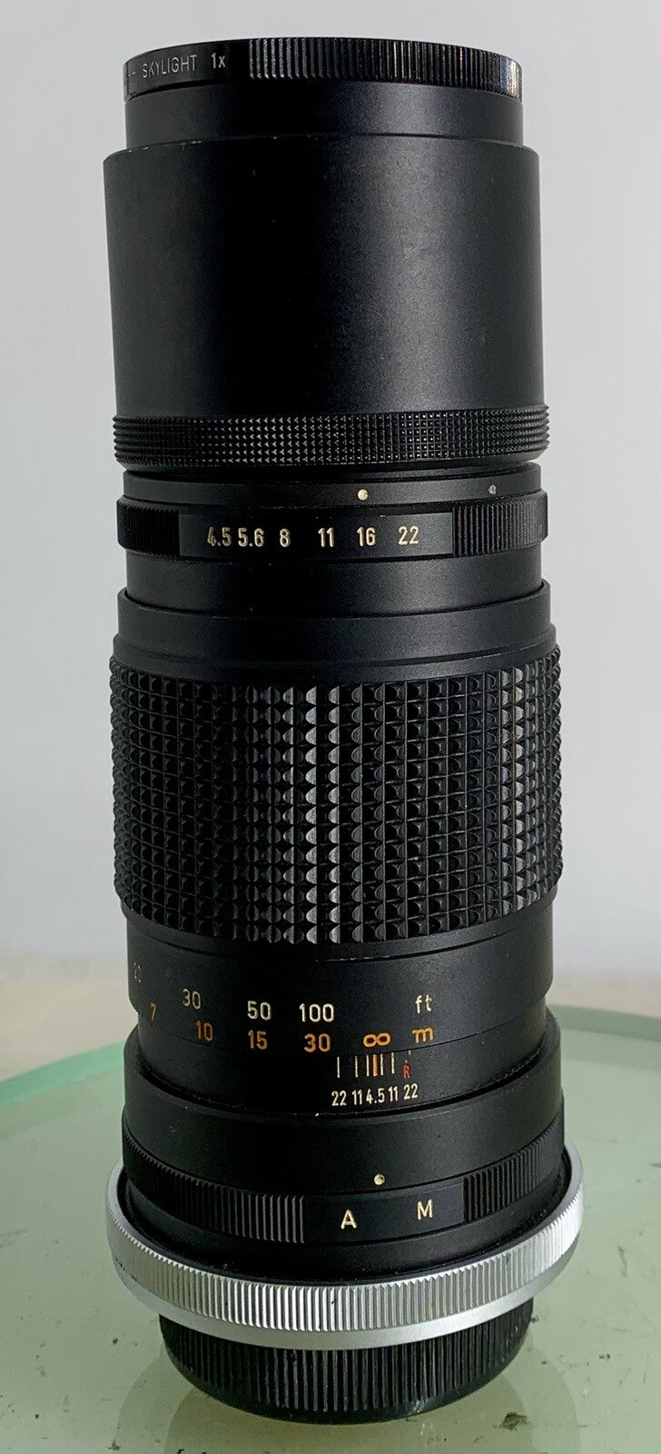 Canon Lens FL 200mm 1:4,5 in extremely good condition FD Comes with case GREAT112