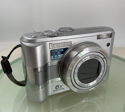 Panasonic Lumix DMC-LZ5 6.0MP Compact DigitalCamera SilverTested,NO CHARGER-7780