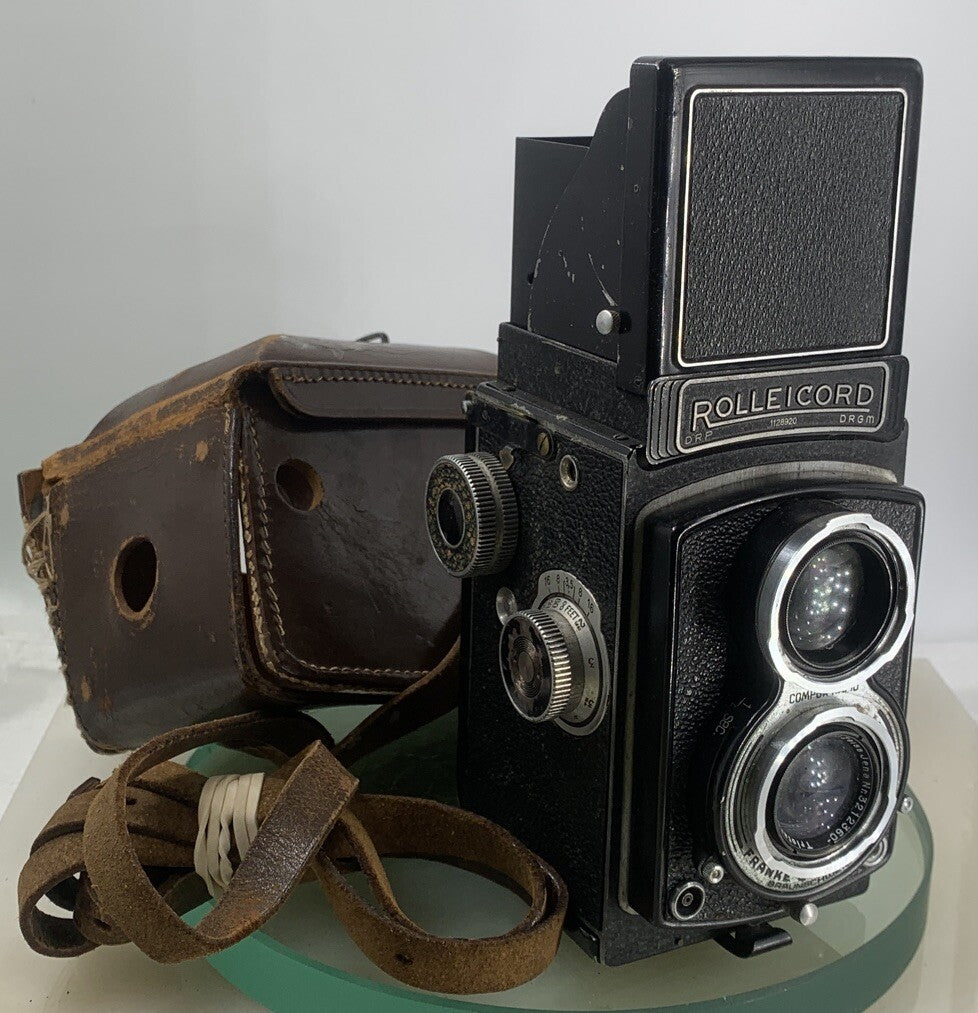 Rollei Rolleicord II 120 Film 6x6cm TLR Camera with Triotar  Lens + Case #3000