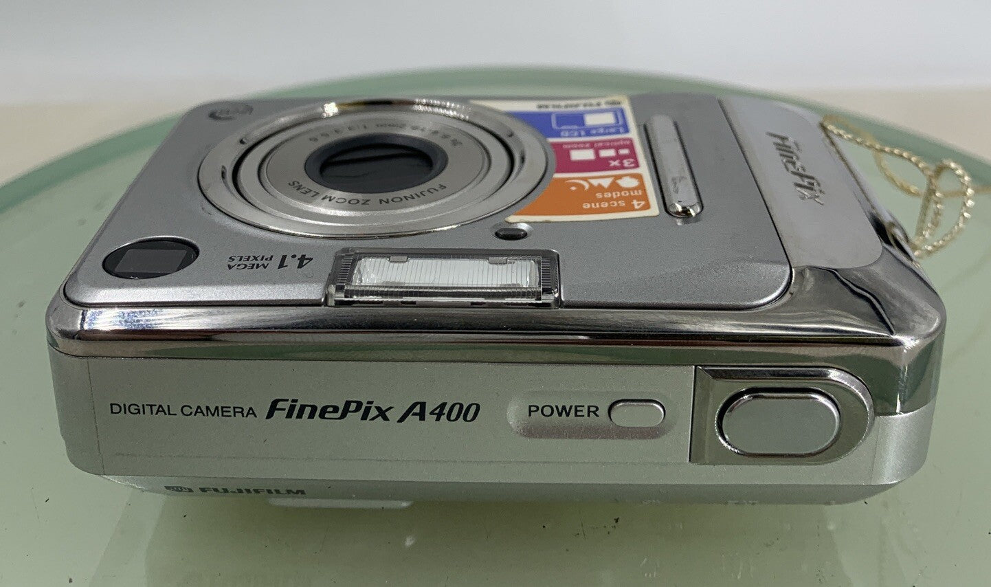 Fujifilm FINEPIX A400 COMPACT DIGITAL CAMERA SILVER 4.1 MP NO CARD- TESTED-3337