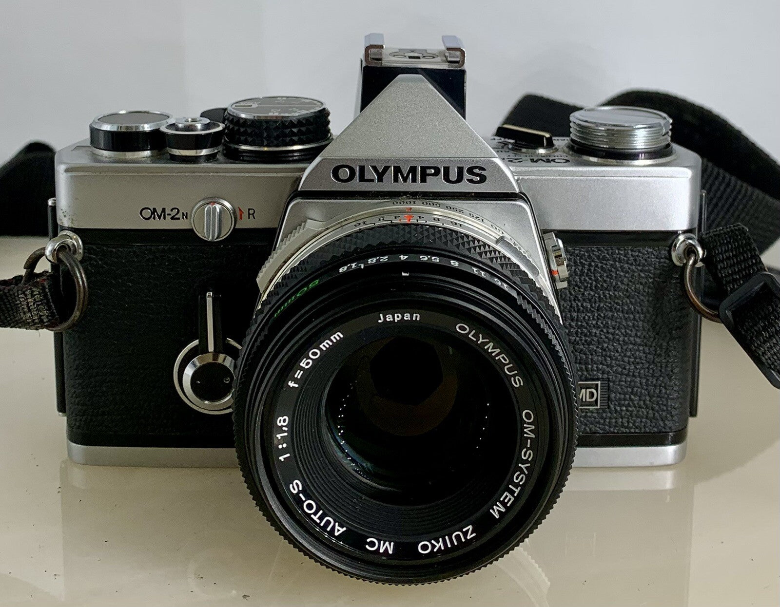 Olympus OM-2N MD 35mm Film SLR Manual Camera+Olympus 50mm F/1.8 Zuiko Lens+Case1