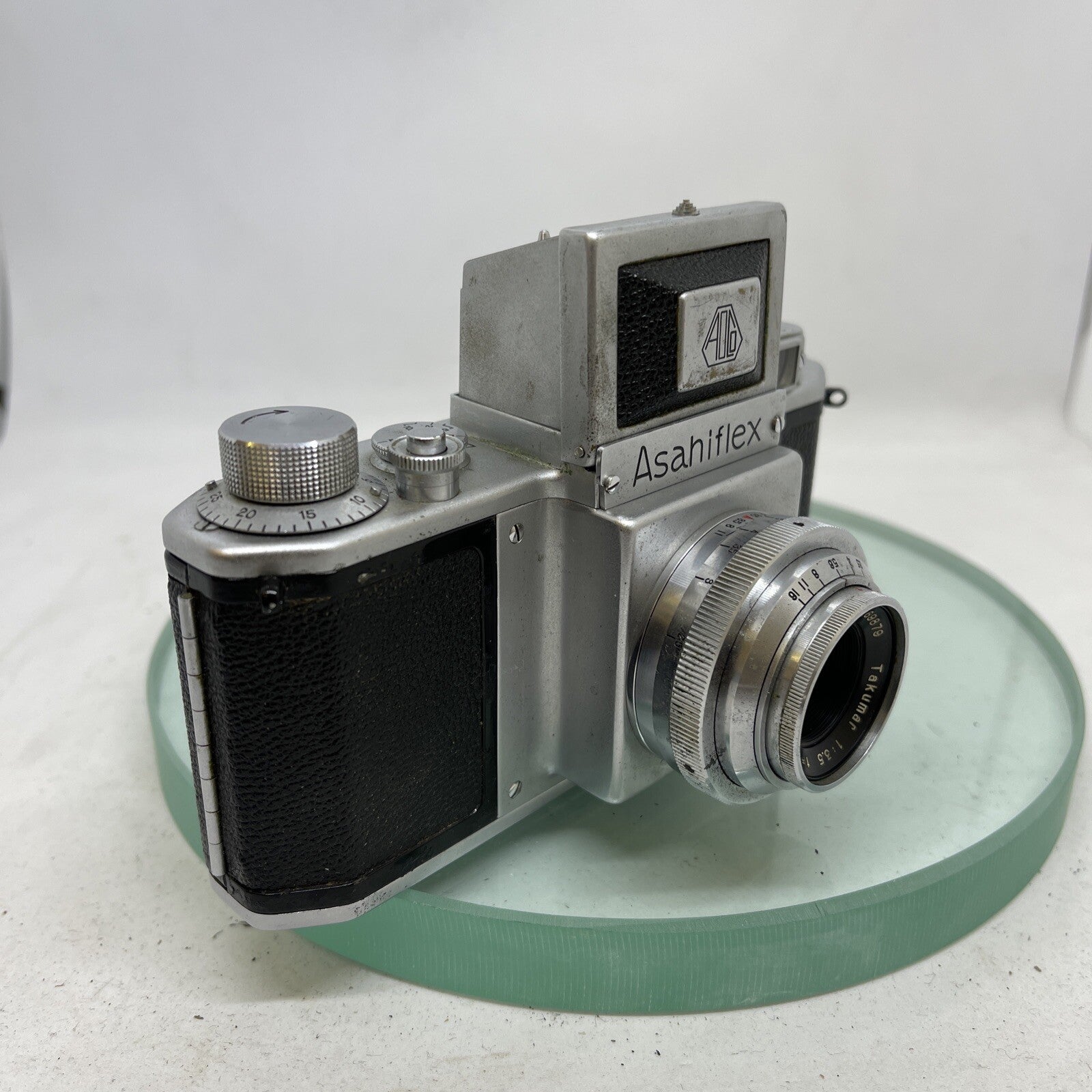 ASAHIFLEX IIB 1954. 35mm SLR camera. "Tower 23" by Sears ASAHI-KOGAKU TAKUMAR 501