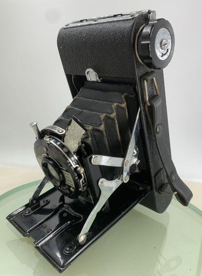 VINTAGE KERSHAW EIGHT-20 BLACK MADE IN ENGLAND FOLDING CAMERA TESTED - 9392