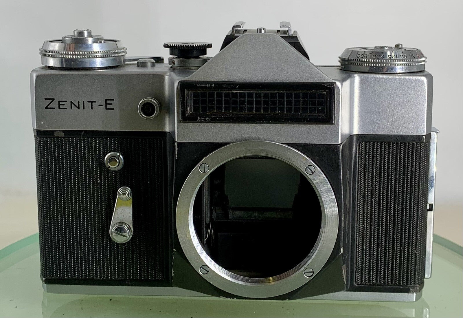 Zenit E 35mm SLR Film Camera Body Only + Tested - 3271