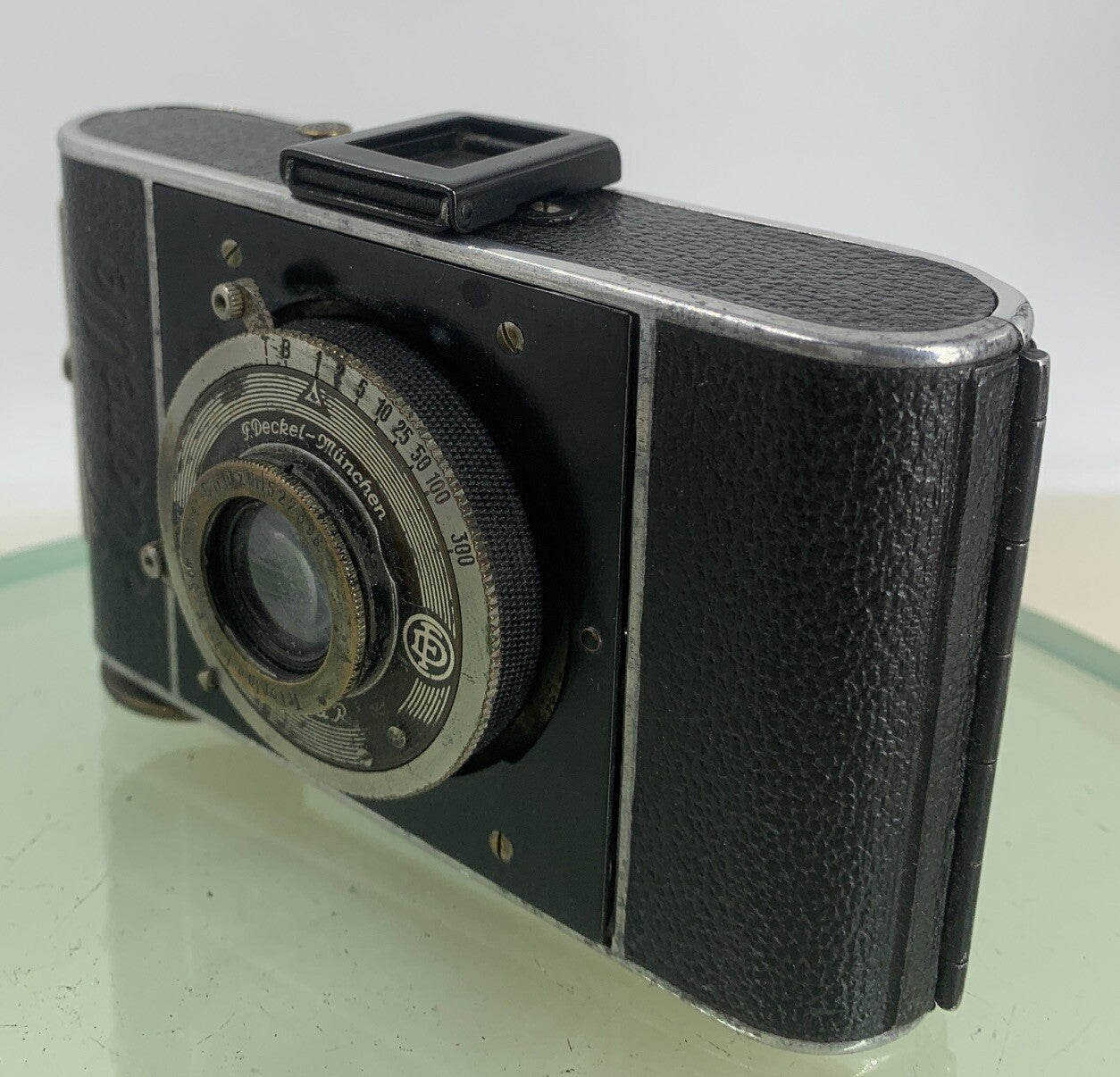 Kochmann Korelle 3x4 Folding Camera with Meyer Gorlitz 5cm F3.5  c.1931  #2012