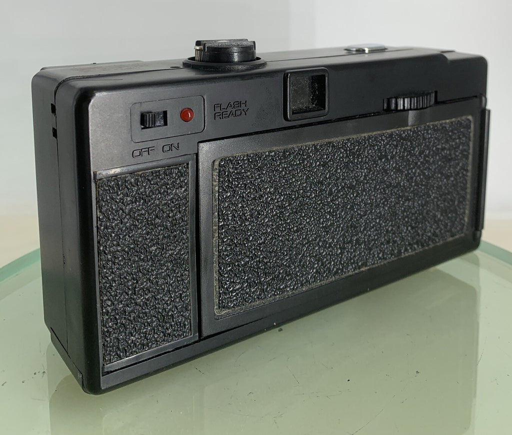 MF- 5000 COMPACT POINT AND SHOOT FILM CAMERA GOOD CONDITION TESTED - 7364
