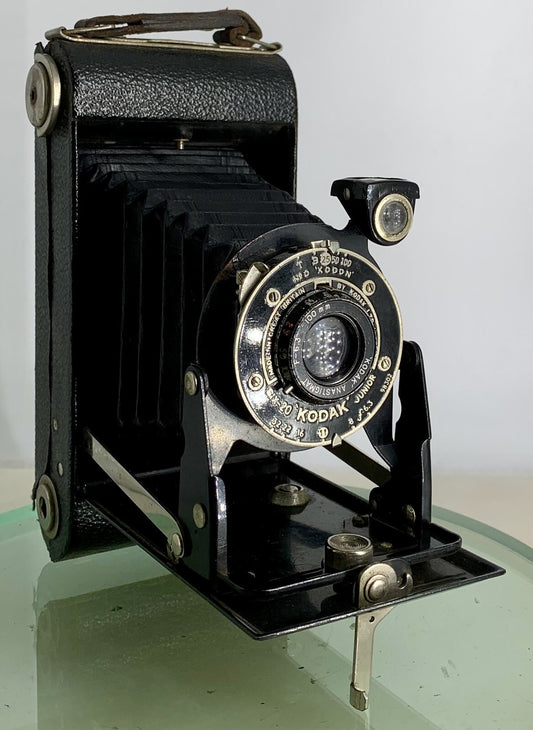 Vintage Kodak Six-20 Junior folding Camera Roll Film ANASTIGMAT F-6.3 100mm-3590