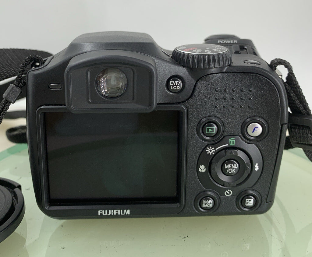 Fujifilm FinePix S5800 COMPACT DIGITAL CAMERA BLACK NOCARD NOCHARGER TESTED - 325
