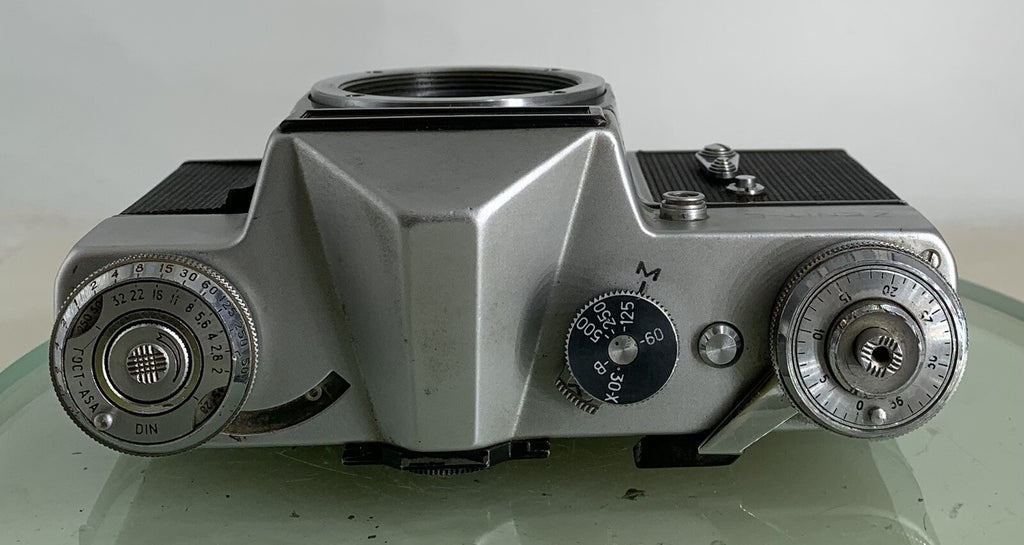 Zenit E 35mm SLR Film Camera Body Only + Tested - 4937