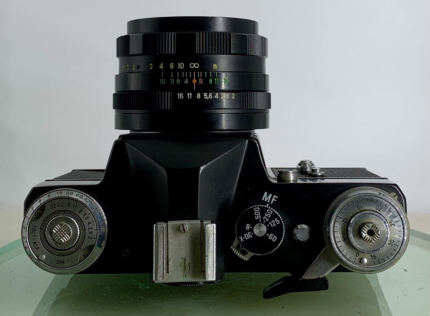 Very Rare ZENIT E POINT AND SHOOT FILM CAMERA+HELIOS-44M LENS+BLACK+TESTED-3377