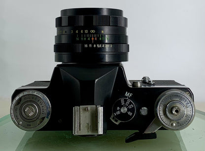 Very Rare ZENIT E POINT AND SHOOT FILM CAMERA+HELIOS-44M LENS+BLACK+TESTED-3377