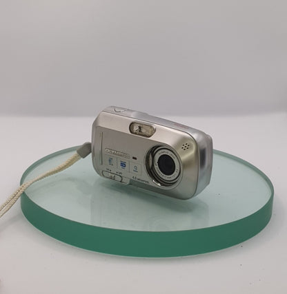 Olympus CAMEDIA C-470 Zoom 4.0MP Digital Camera - Silver TESTED,Charger,batt#9862