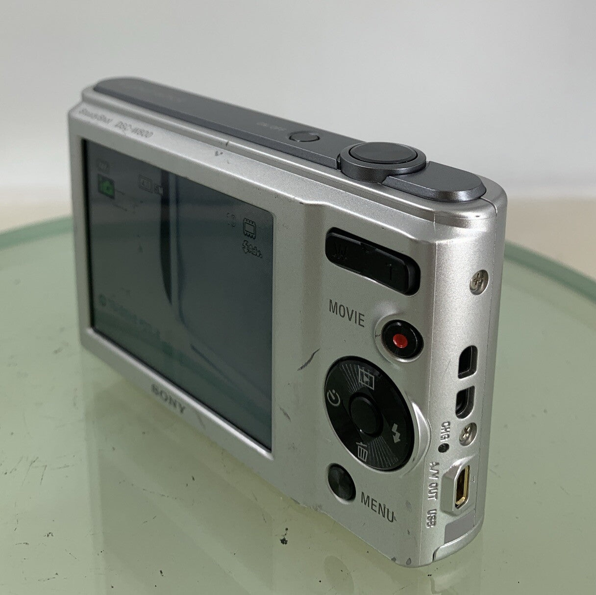 Sony CyberShot DSC-W800 DIGITAL CAMERA 20.1MP SILVER+ 8GB CARD+WIRE TESTED - 4446